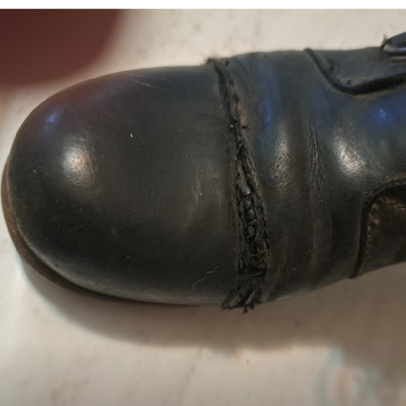 Grey/ black Sorel boots, sz 6.5, lace up, rubber sole. Was $200 - Picture 6 of 6